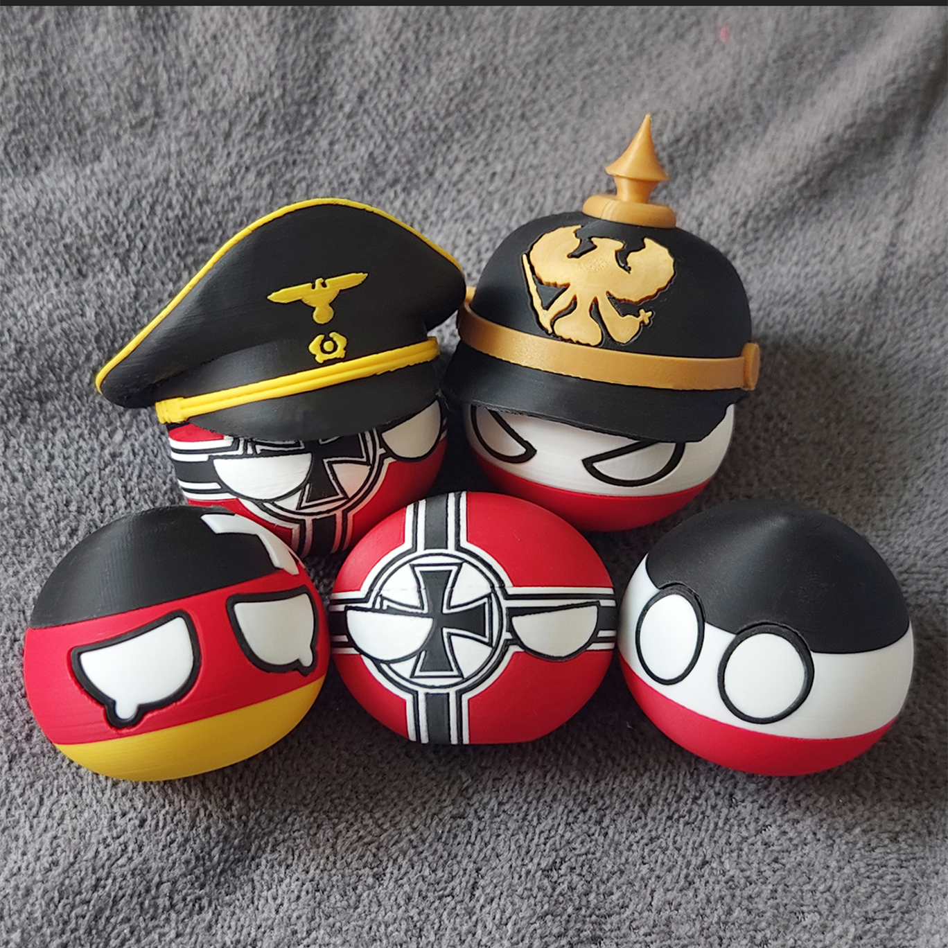 Table Tennis France - 2PCS Plastic Countryballs Polandball Diameter 40mm