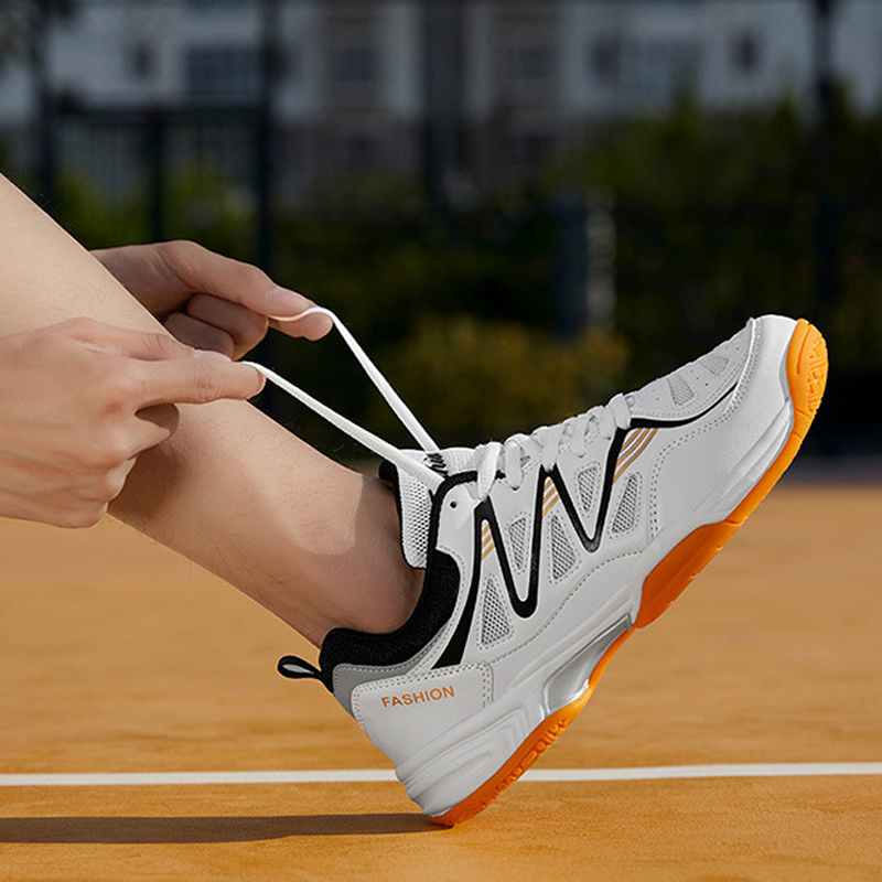 Professional Tennis Shoes for  - Table Tennis Basic のレビューと価格